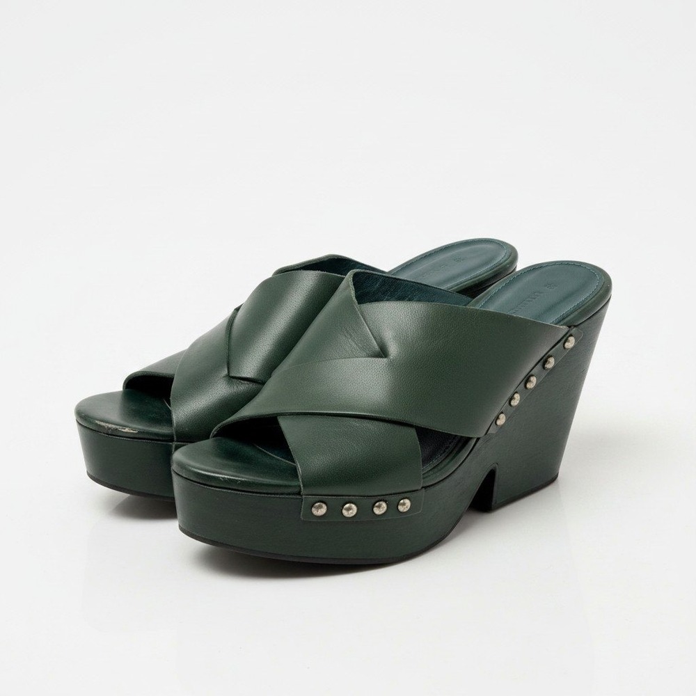 Uterque Green Leather Platform Clog Sandals Studded Wood Heel EU 38 US 8